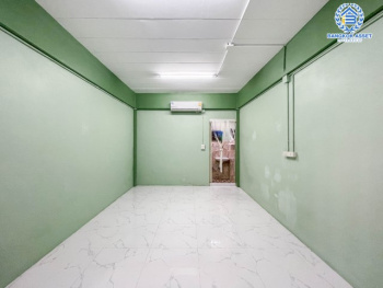 *****บ้านแฝดมือสองย่านนนทบุรีฯ ม.ทรายทองนิเวศน์ เนื้อที่กว้างขวางมากถึง 40 ตร.ว. ฟังก์ชัน 8 ห้องนอน 8 ห้องน้ำ บนทำเลแห่งการเดินทาง ใกล้รถไฟฟ้าแห่งอนาคตสายสีชมพู "สถานีสามัคคี" และทางด่วน "ศรีรัช"